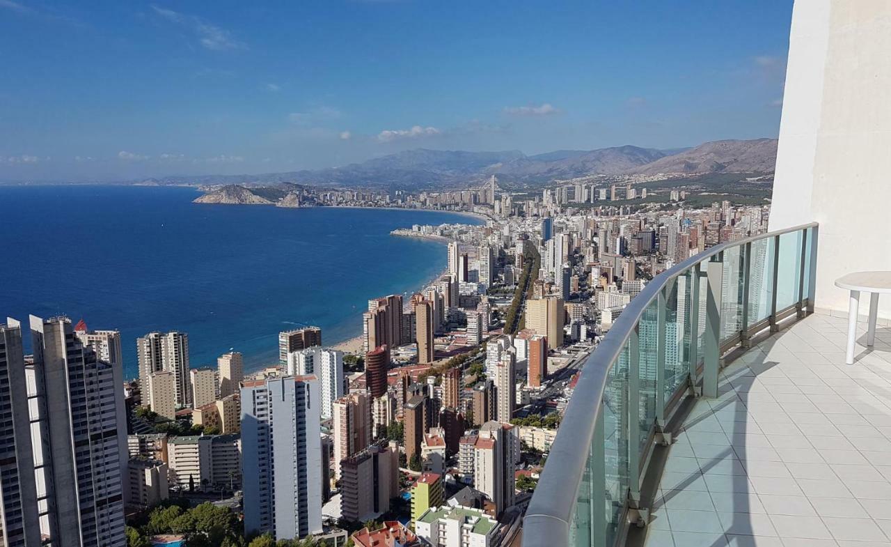 Apartmán Deluxe Penthouse On The 42Nd Floor With Amazing Sea Views Benidorm Exteriér fotografie