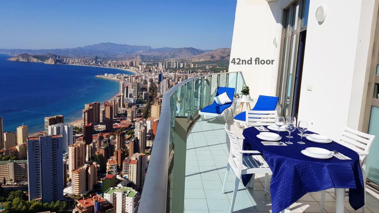 Apartmán Deluxe Penthouse On The 42Nd Floor With Amazing Sea Views Benidorm Exteriér fotografie